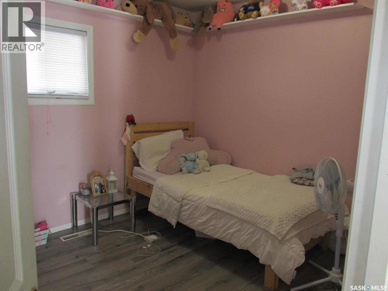 205 6th Street N, Nipawin, Saskatchewan  S0E 1E0 - Photo 23 - SK030450