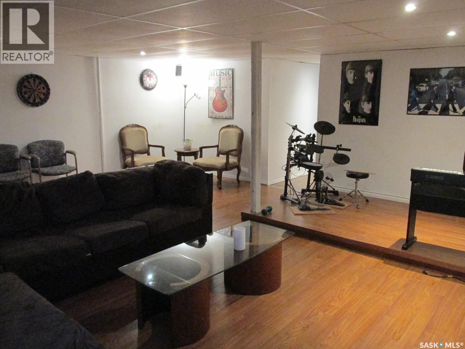 205 6th Street N, Nipawin, Saskatchewan  S0E 1E0 - Photo 29 - SK030450