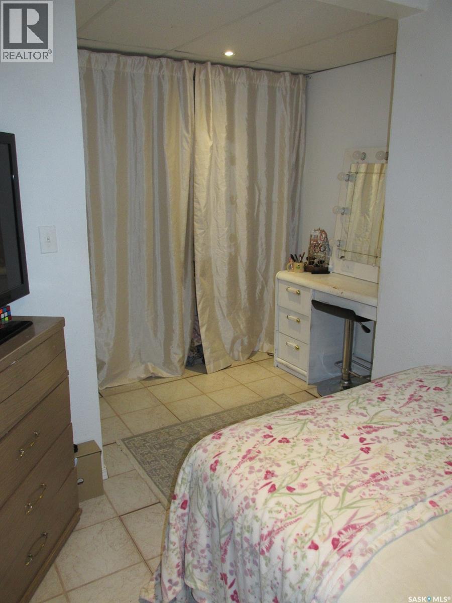 205 6th Street N, Nipawin, Saskatchewan  S0E 1E0 - Photo 32 - SK030450