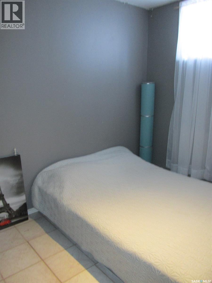 205 6th Street N, Nipawin, Saskatchewan  S0E 1E0 - Photo 35 - SK030450