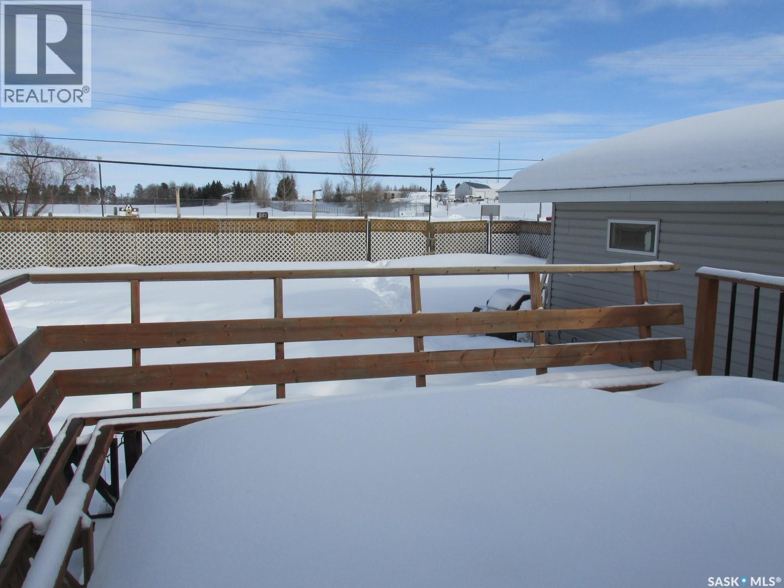 205 6th Street N, Nipawin, Saskatchewan  S0E 1E0 - Photo 4 - SK030450