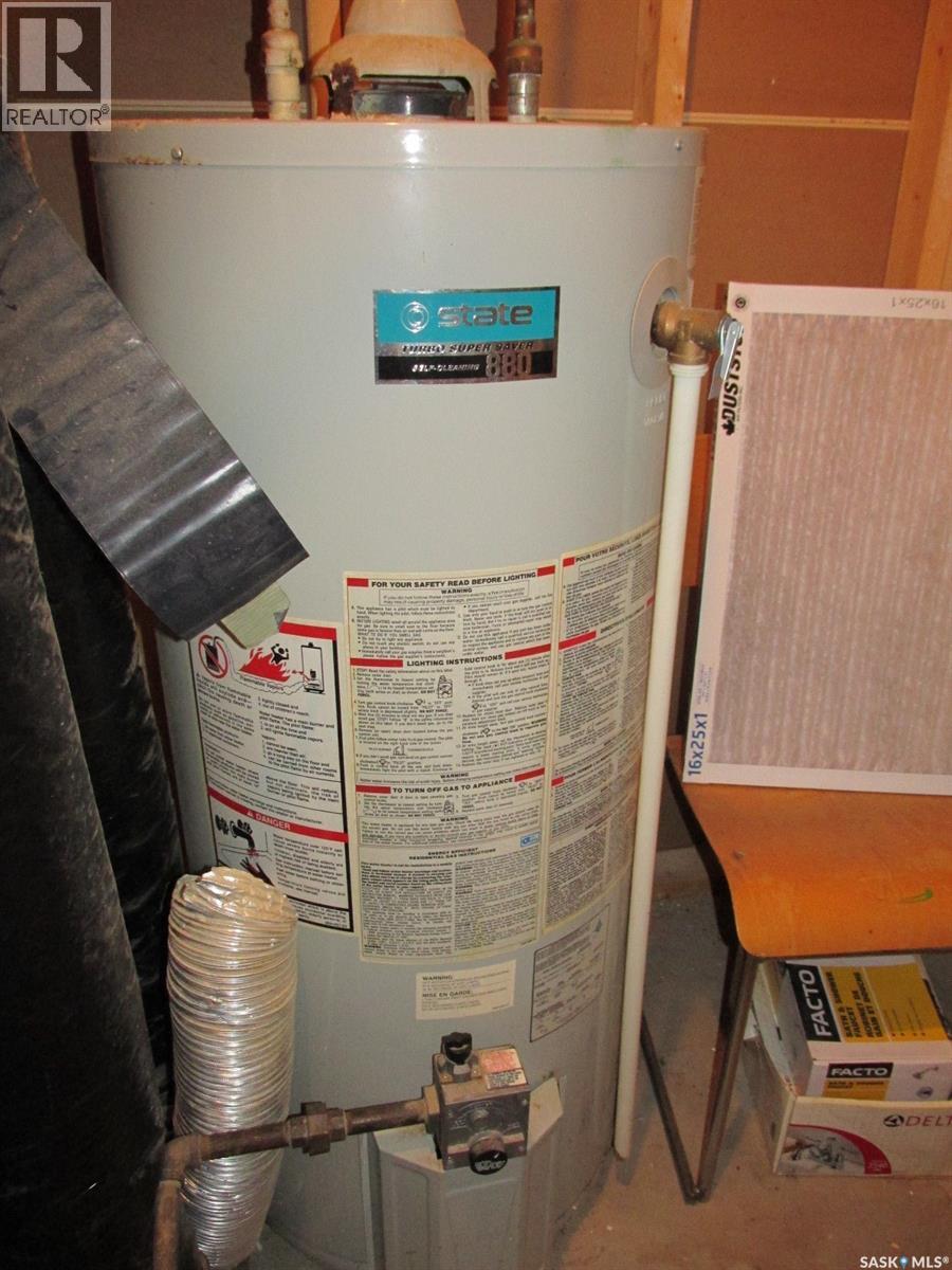 205 6th Street N, Nipawin, Saskatchewan  S0E 1E0 - Photo 40 - SK030450