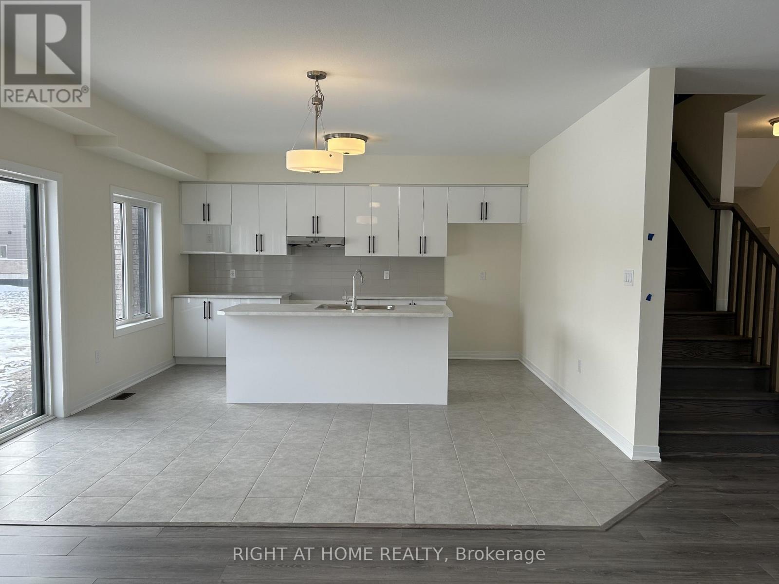 13 Norman Markle Street N, Brant, Ontario  N3L 0K4 - Photo 10 - X12882922