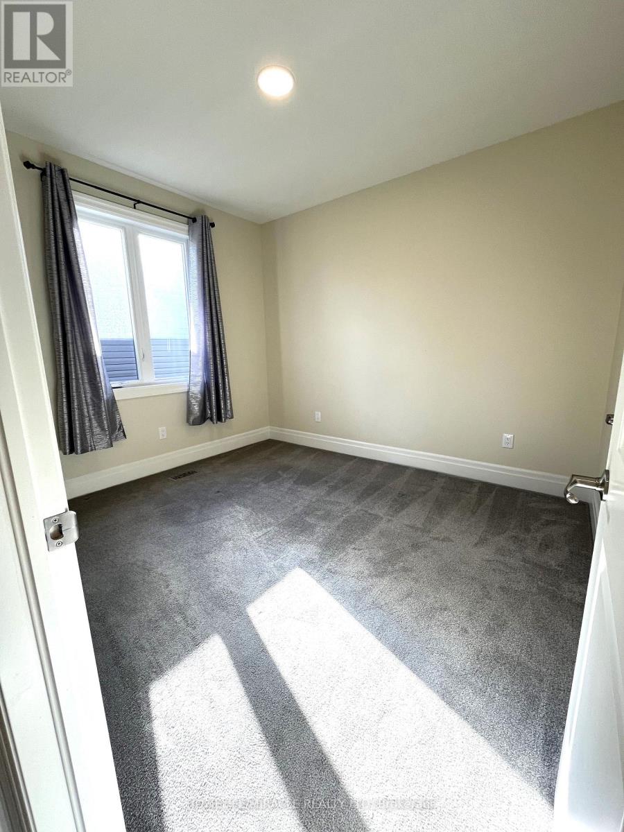 35 Allen Street, Prince Edward County, Ontario  K0K 2T0 - Photo 12 - X12882960