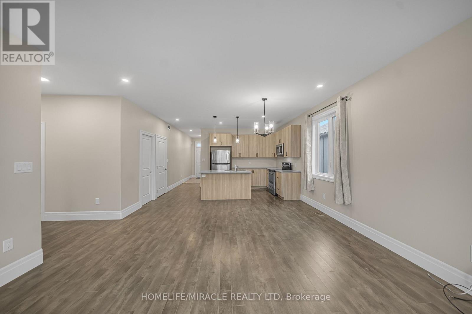 35 Allen Street, Prince Edward County, Ontario  K0K 2T0 - Photo 8 - X12882960