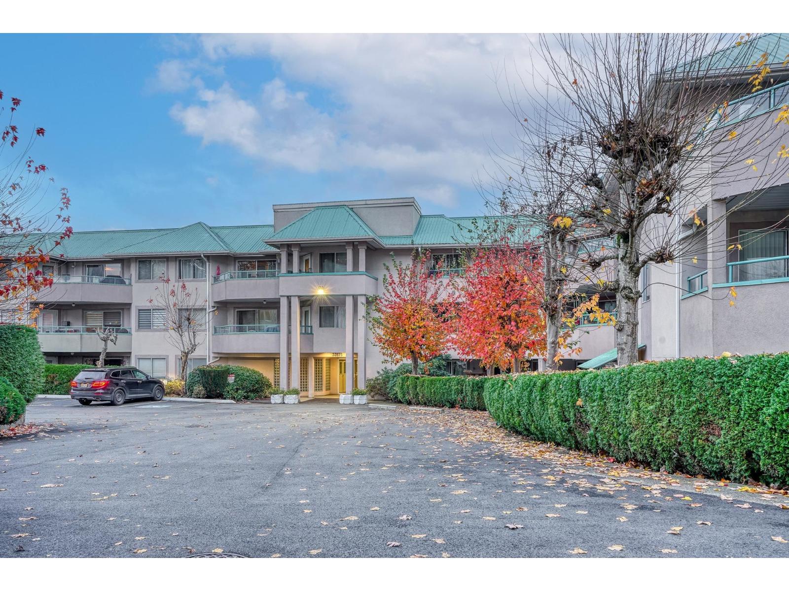 316 33175 Old Yale Road, Abbotsford, British Columbia  V2S 2J4 - Photo 3 - R3067149