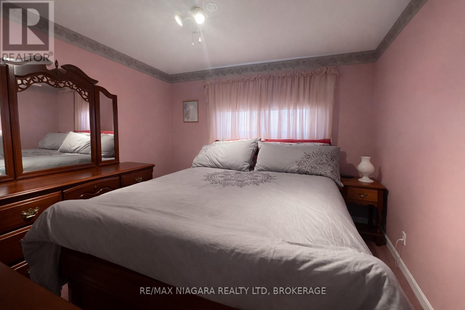 19 Nottingham Court, Welland, Ontario  L3C 5X4 - Photo 14 - X12882996