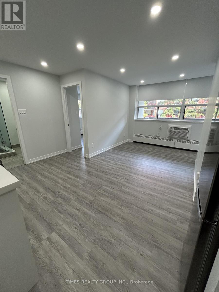 207 - 15 Walmer Road, Toronto, Ontario  M5R 2X1 - Photo 8 - C12882976