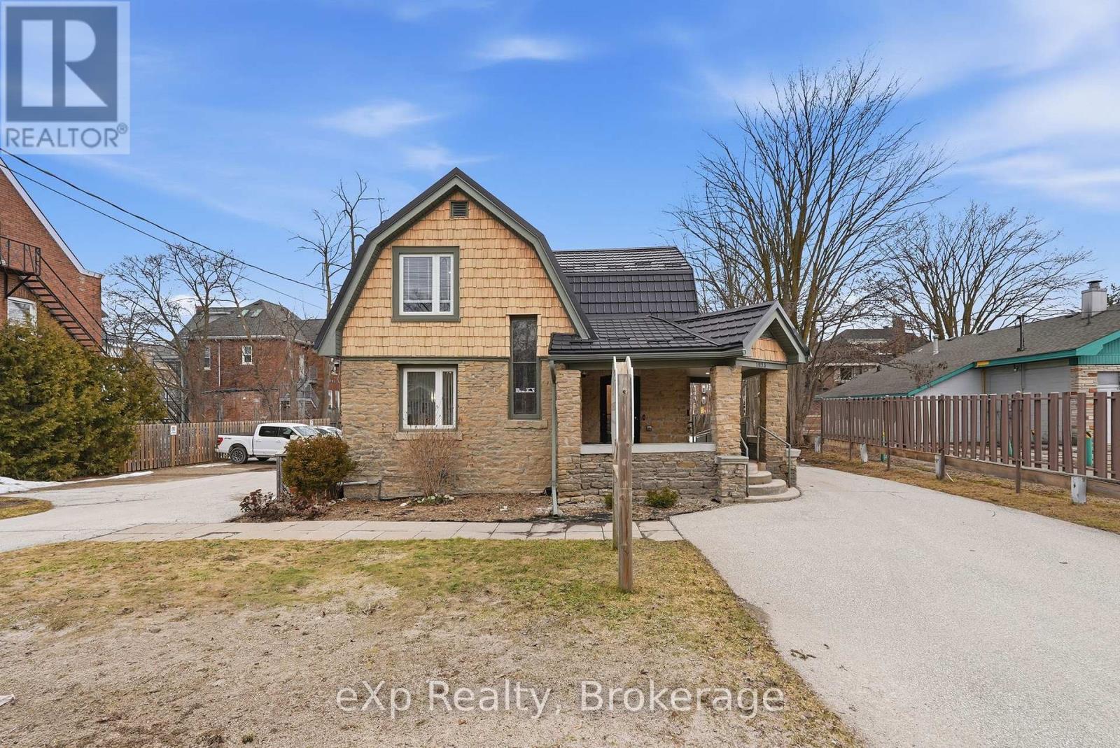 1025 2nd Avenue W, Owen Sound, Ontario  N4K 4N1 - Photo 2 - X12883016