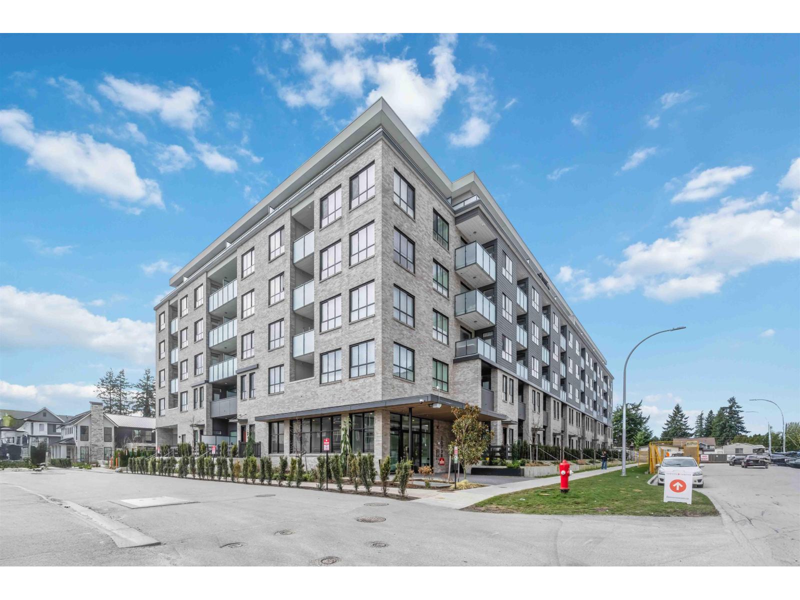 324 15738 85 Avenue, Surrey, British Columbia  V4N 6Y1 - Photo 2 - R3094400