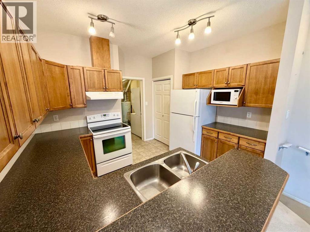 6, 141 Silkstone Road W, Lethbridge, Alberta  T1J 3H6 - Photo 7 - A2291397