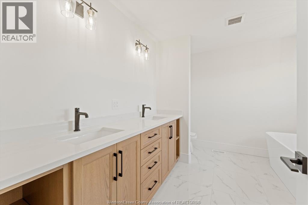 5225 Rafael, Tecumseh, Ontario  N0R 1K0 - Photo 31 - 26005363