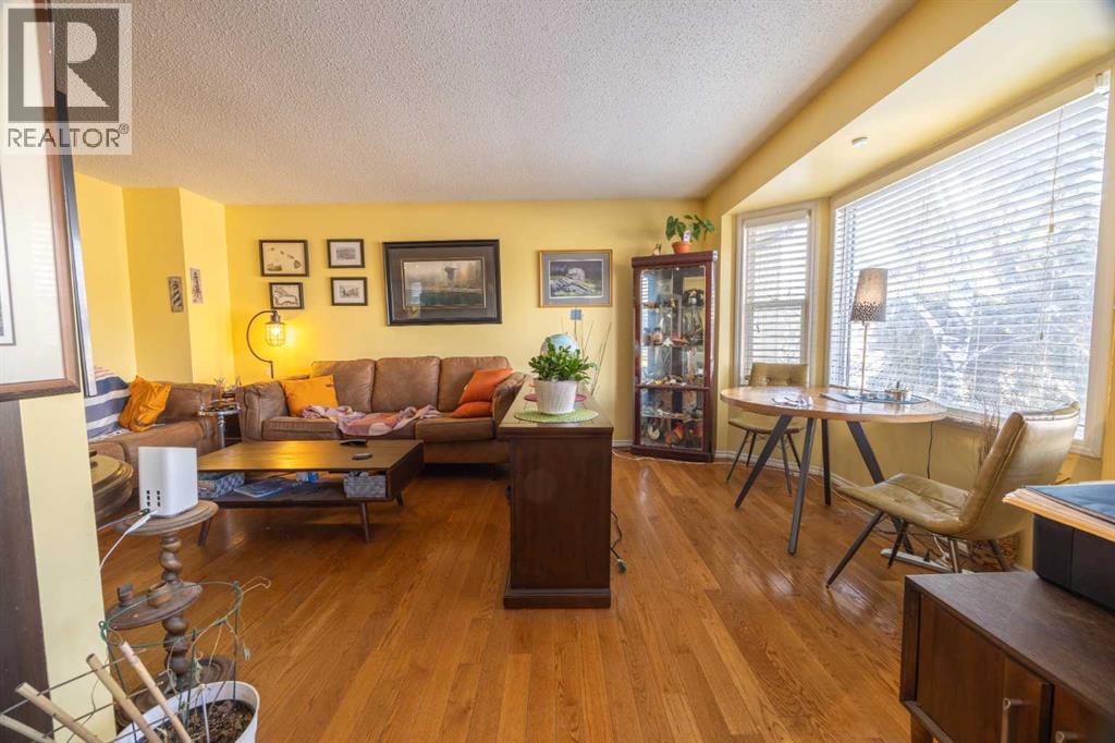 1206 Allen Street Se, Airdrie, Alberta  T4B 1B6 - Photo 7 - A2292868