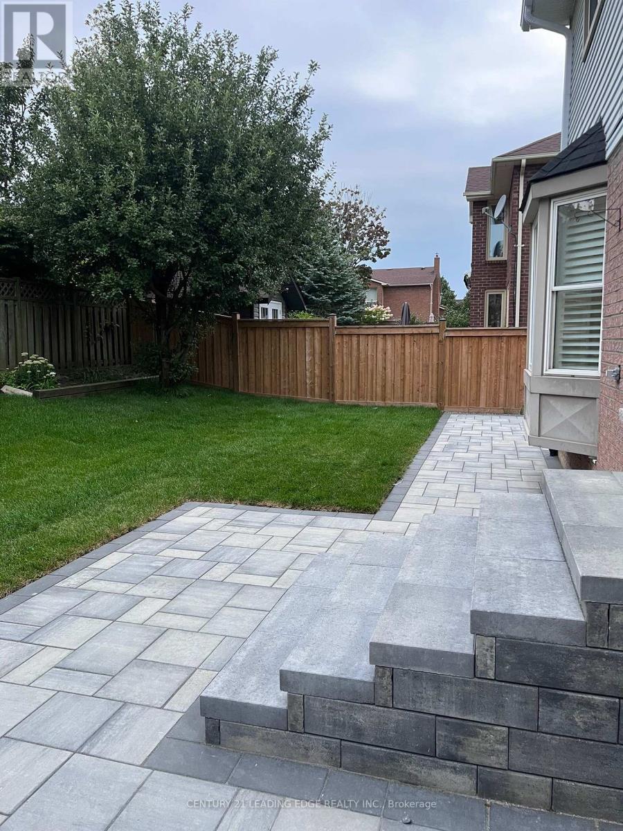 11 Simonds Drive, Ajax, Ontario  L1S 4X3 - Photo 25 - E12883036