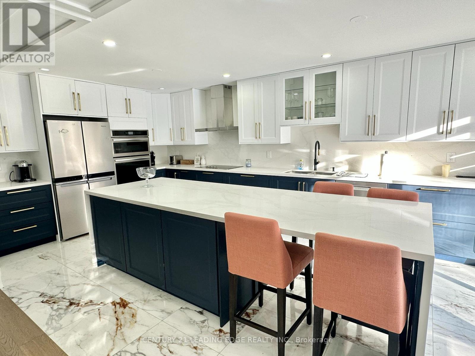 11 Simonds Drive, Ajax, Ontario  L1S 4X3 - Photo 6 - E12883036