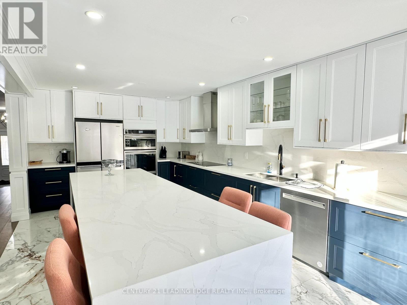 11 Simonds Drive, Ajax, Ontario  L1S 4X3 - Photo 7 - E12883036