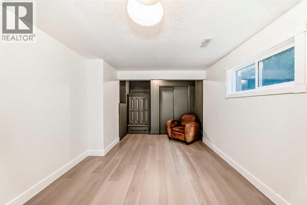 305 Lakeside Greens Crescent, Chestermere, Alberta  T1X 1C3 - Photo 25 - A2286480