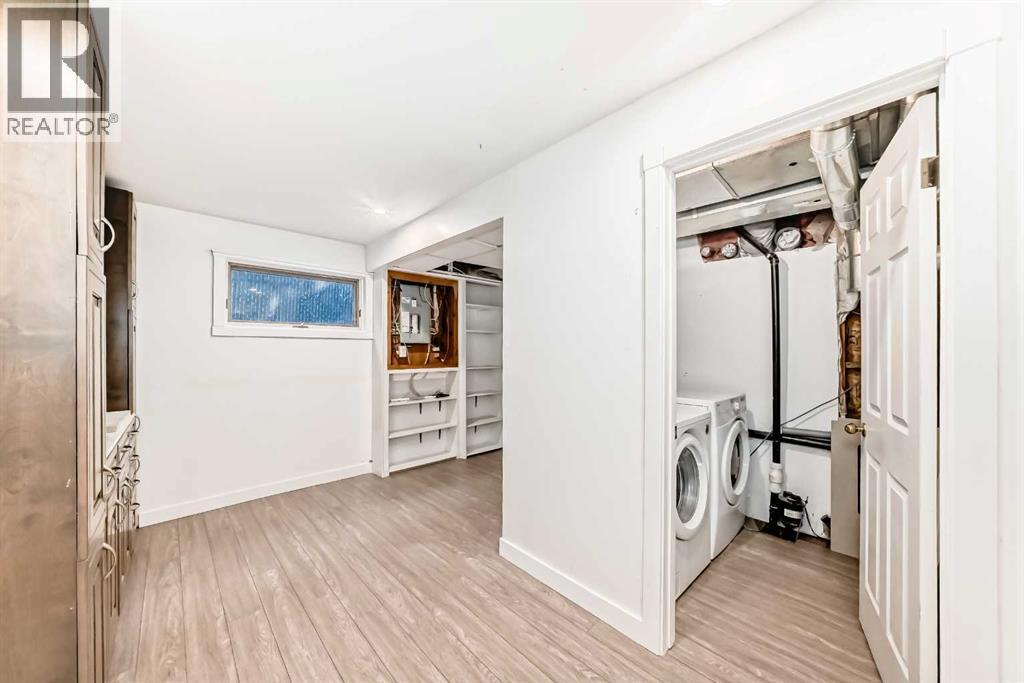 305 Lakeside Greens Crescent, Chestermere, Alberta  T1X 1C3 - Photo 27 - A2286480