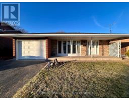 140 CROMWELL CRESCENT, Hamilton, Ontario