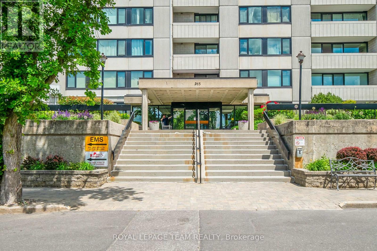 Welcome to your new Condo in beautiful Britannia! This inviting 1-bedroom condo offers the perfect balance of comfort and lifestyle for empty nesters or young couples. The open living and dining area flows onto a private balcony, ideal for relaxing mornings or evening gatherings. Outdoor enthusiasts will love the location-just steps from Britannia Beach, Mud Lake, and scenic year-round trails. Enjoy peace of mind with heated indoor parking, Wood Working Shop, Resort-like amenities including a large Indoor Pool, large Party Room, BBQ area, Sauna, Library, Billiard & Game Room and many organized social activities. Including Brand-new windows (2021), and custom window coverings with blackout blinds for restful nights. Additional conveniences include storage and laundry on the same floor and high-speed internet options from Rogers and Bell. This move-in-ready condo offers a fantastic opportunity as a smart investment or a cozy retreat close to nature. (id:48254)