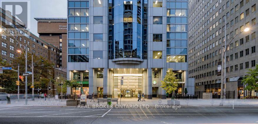 R1-2 - 525 UNIVERSITY AVENUE, toronto (bay street corridor), Ontario