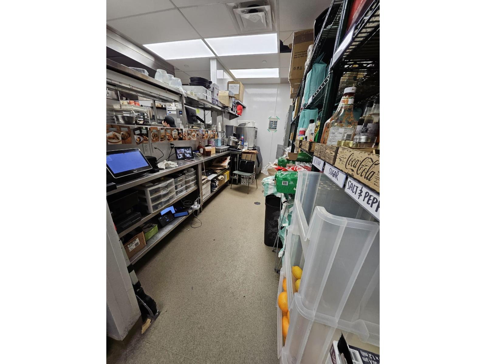 Unknown Address, ,    - Photo 3 - C8076929