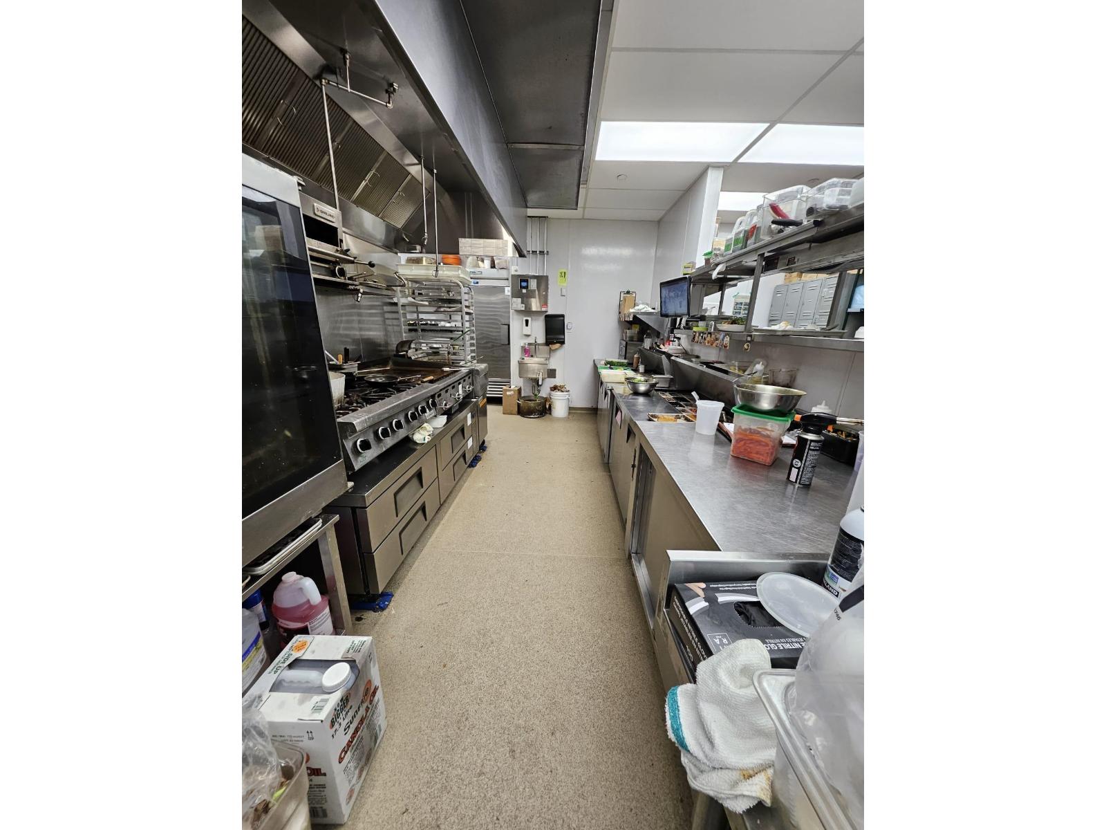 Unknown Address, ,    - Photo 2 - C8076929