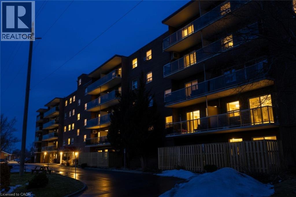 793 Colborne Street Unit# 205, Brantford, Ontario  N3S 7J3 - Photo 2 - 40808937