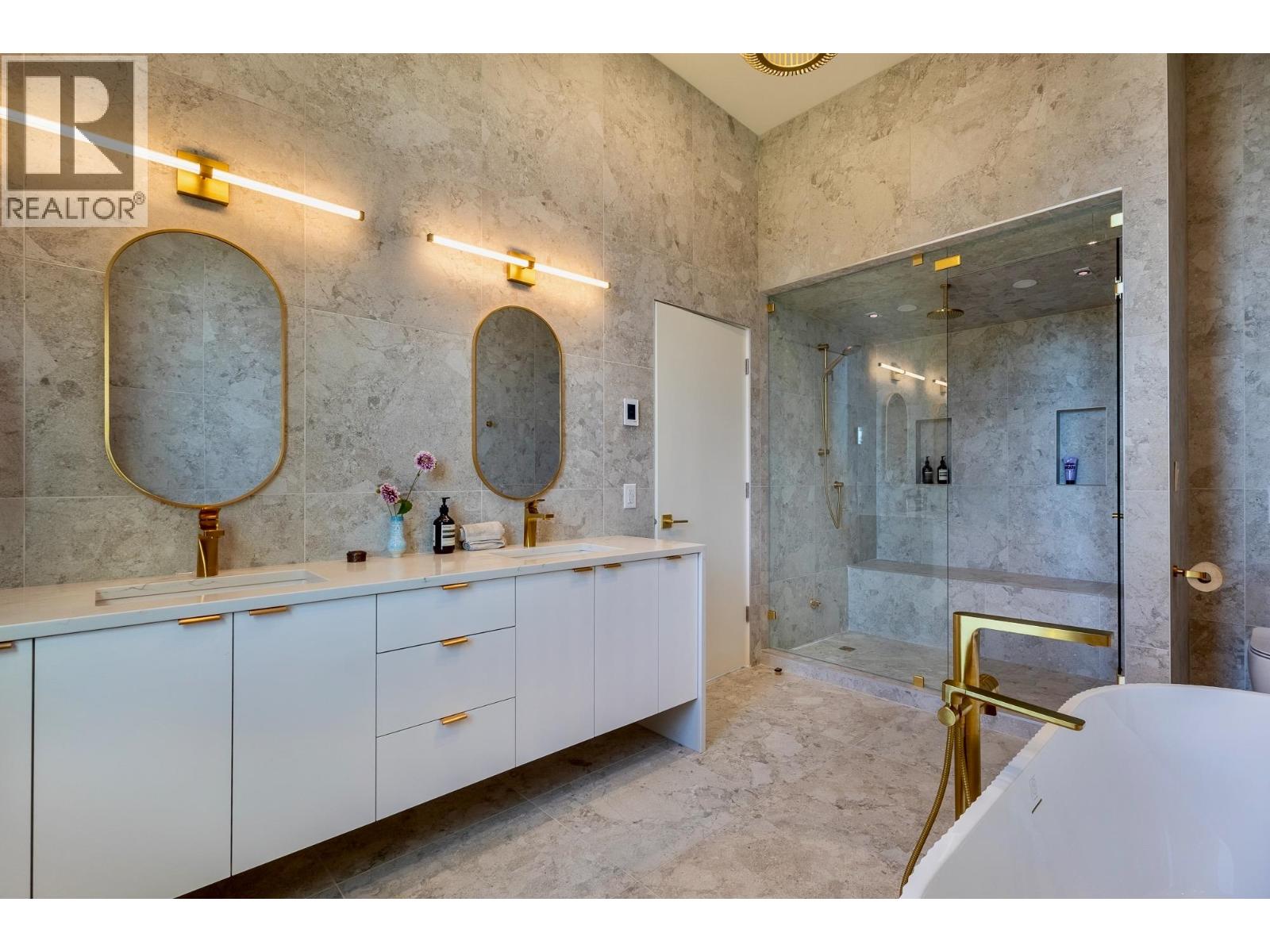 980 Gower Point Road, Gibsons, British Columbia  V0N 1V3 - Photo 22 - R3099780