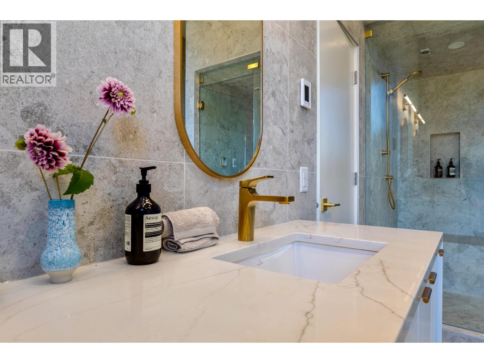 980 Gower Point Road, Gibsons, British Columbia  V0N 1V3 - Photo 24 - R3099780