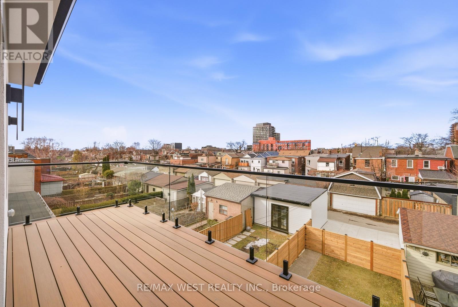 390 St Clarens Avenue, Toronto, Ontario M6H 3W3 - Photo 23 - C12850086