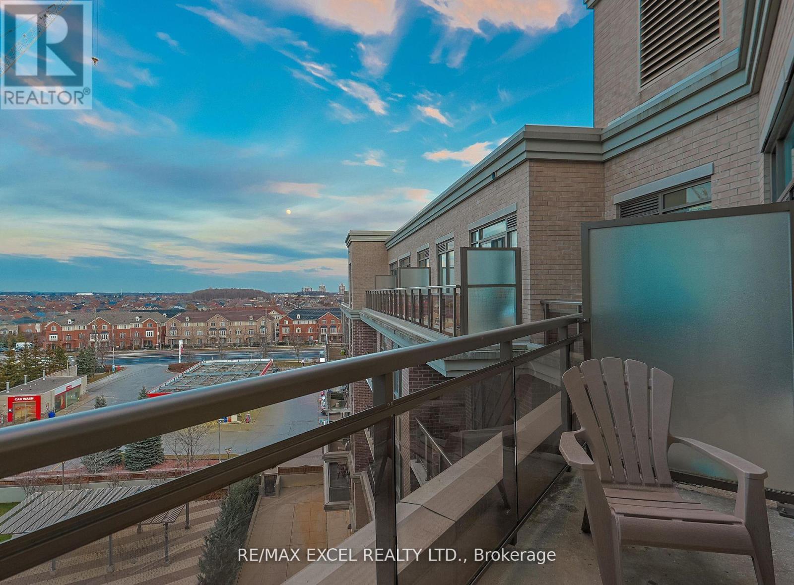 733 - 540 Bur Oak Avenue, Markham, Ontario  L6C 0C4 - Photo 18 - N12883070