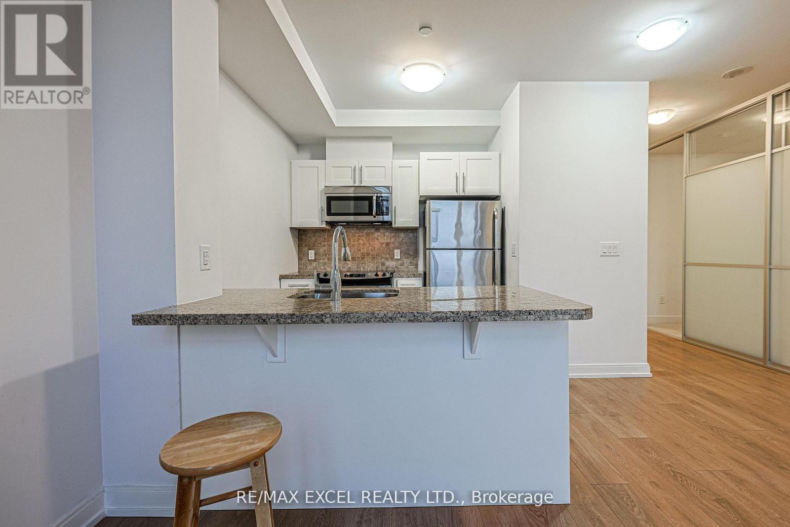 733 - 540 Bur Oak Avenue, Markham, Ontario  L6C 0C4 - Photo 6 - N12883070