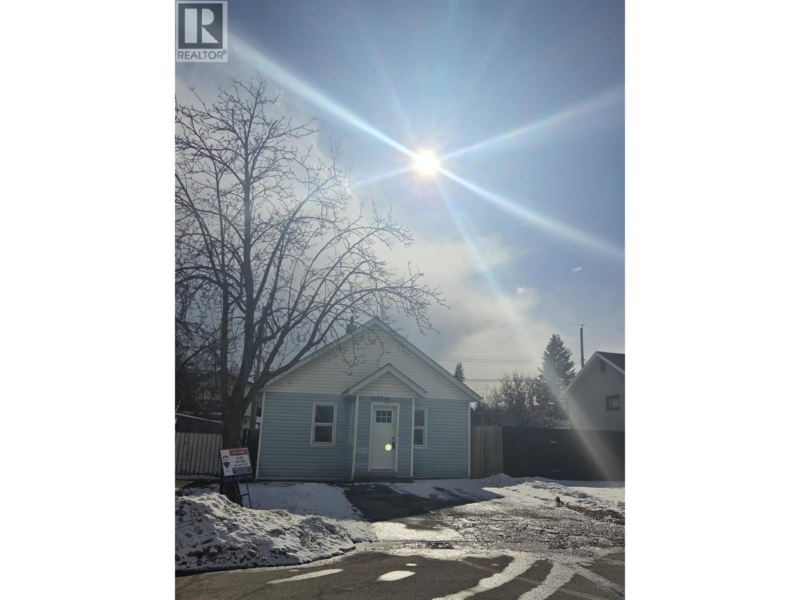 1651 8th Avenue, Prince George, British Columbia  V2L 3R4 - Photo 1 - R3073965