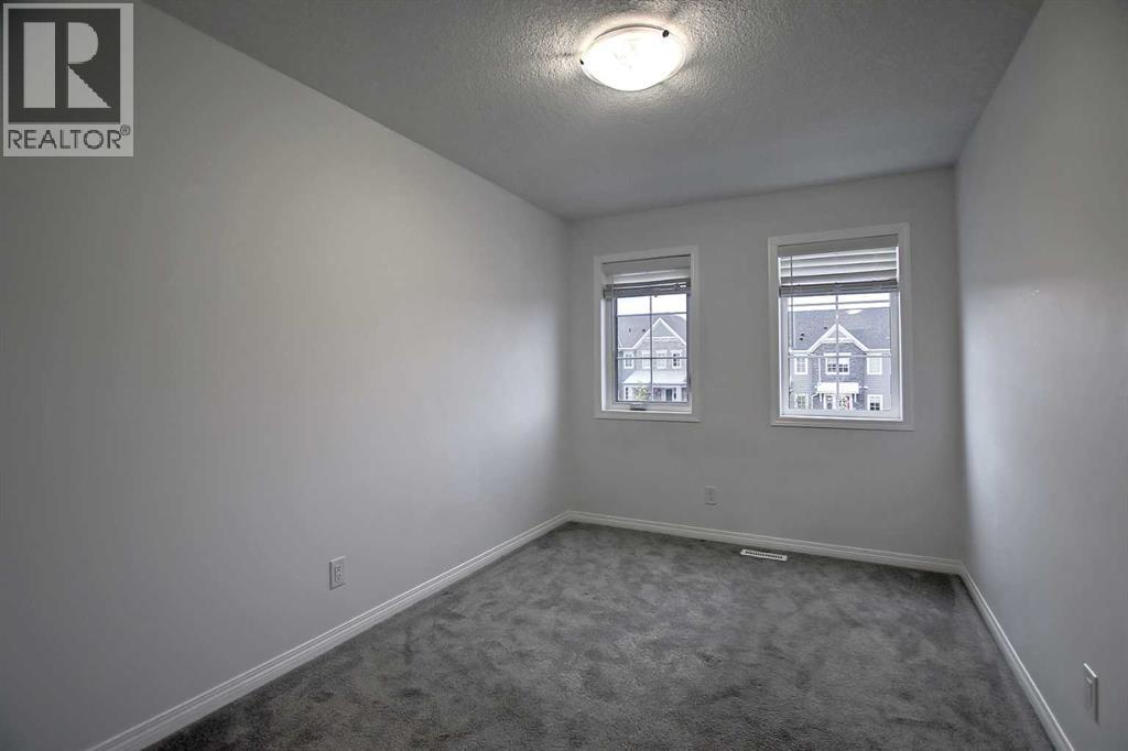 39 Yorkville Boulevard Sw, Calgary, Alberta  T2X 4K2 - Photo 22 - A2287544