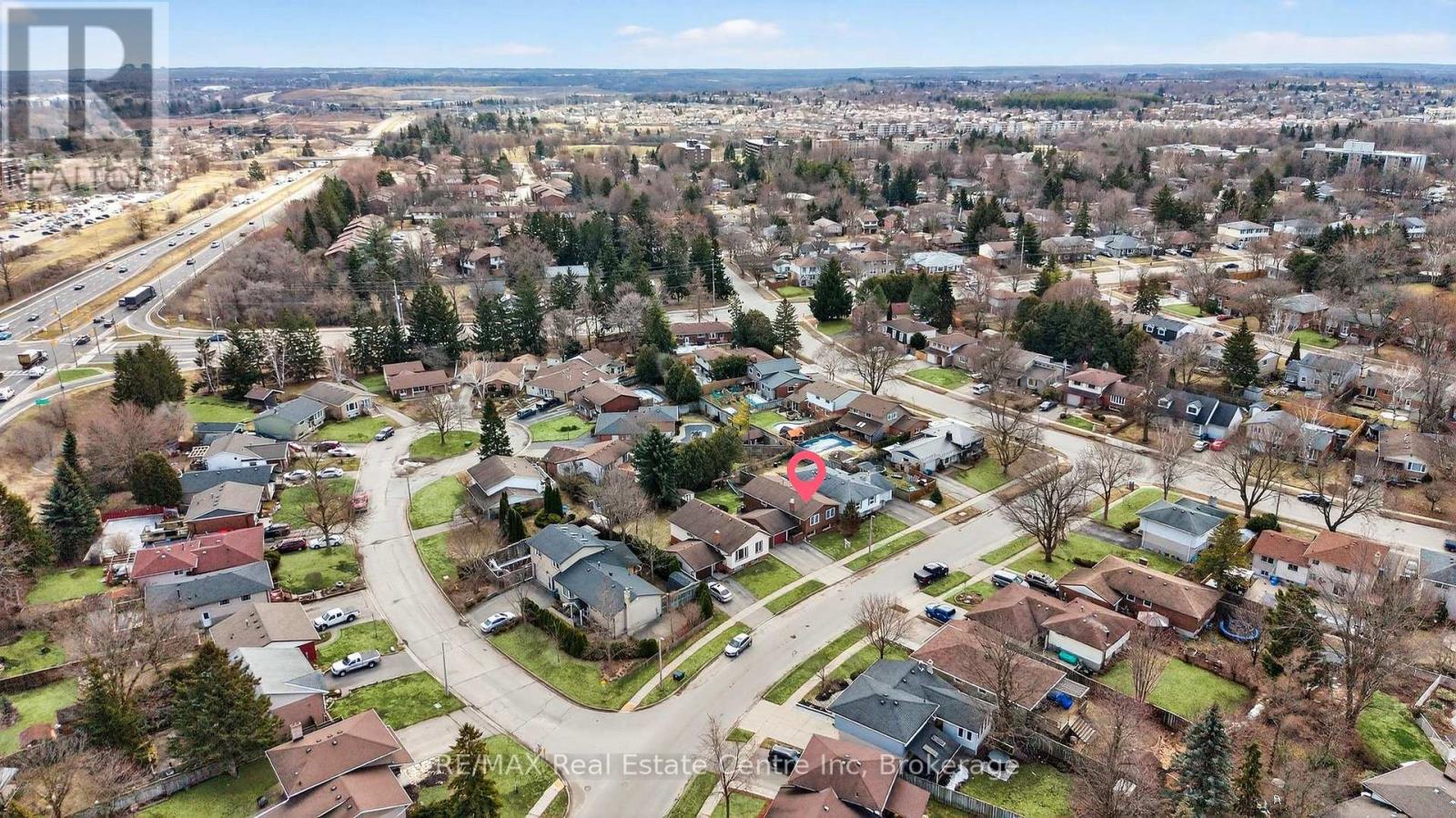 7 Sanderson Drive, Guelph (Willow West/sugarbush/west Acres), Ontario  N1H 6T7 - Photo 47 - X12851228