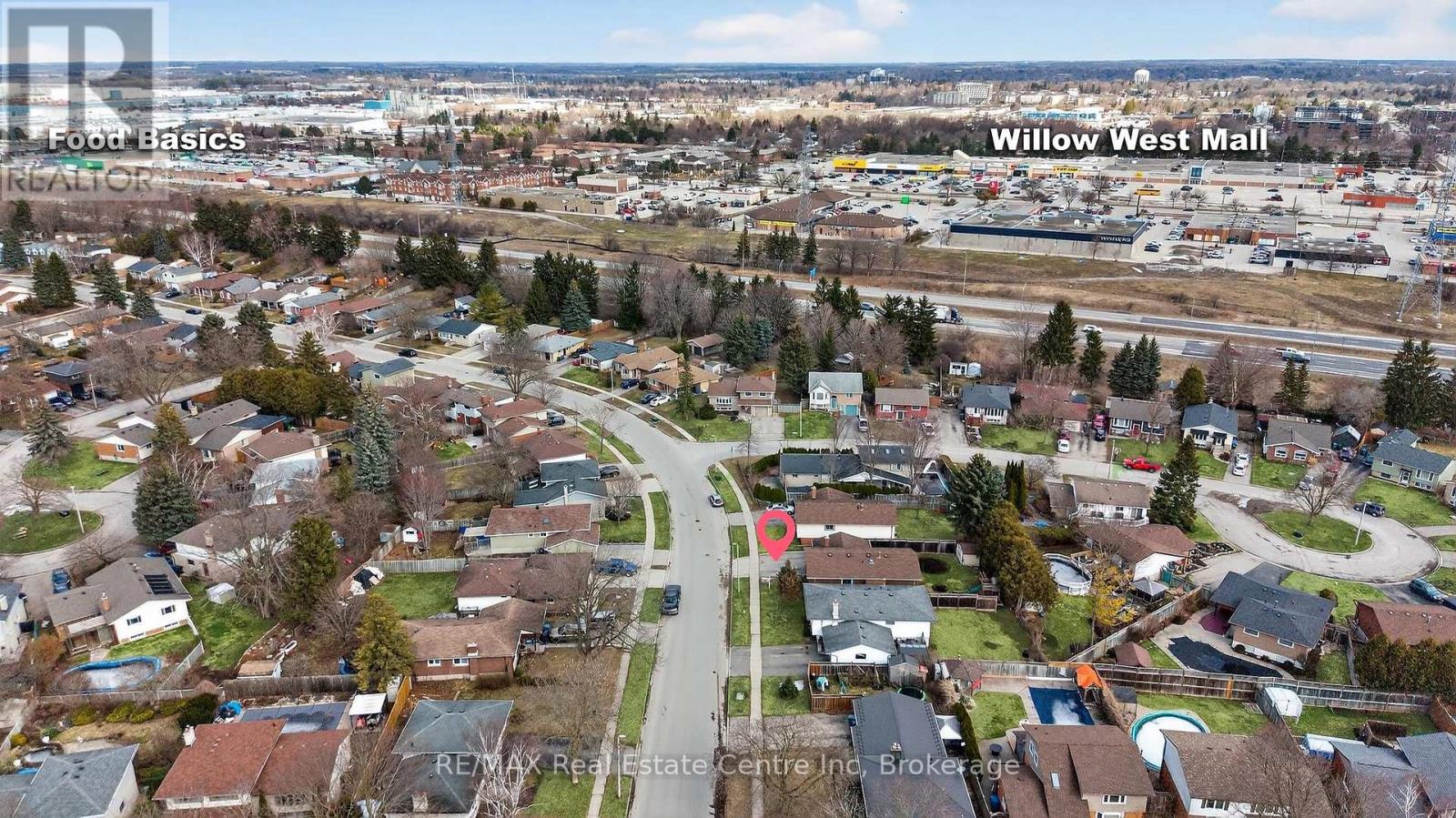 7 Sanderson Drive, Guelph (Willow West/sugarbush/west Acres), Ontario  N1H 6T7 - Photo 50 - X12851228