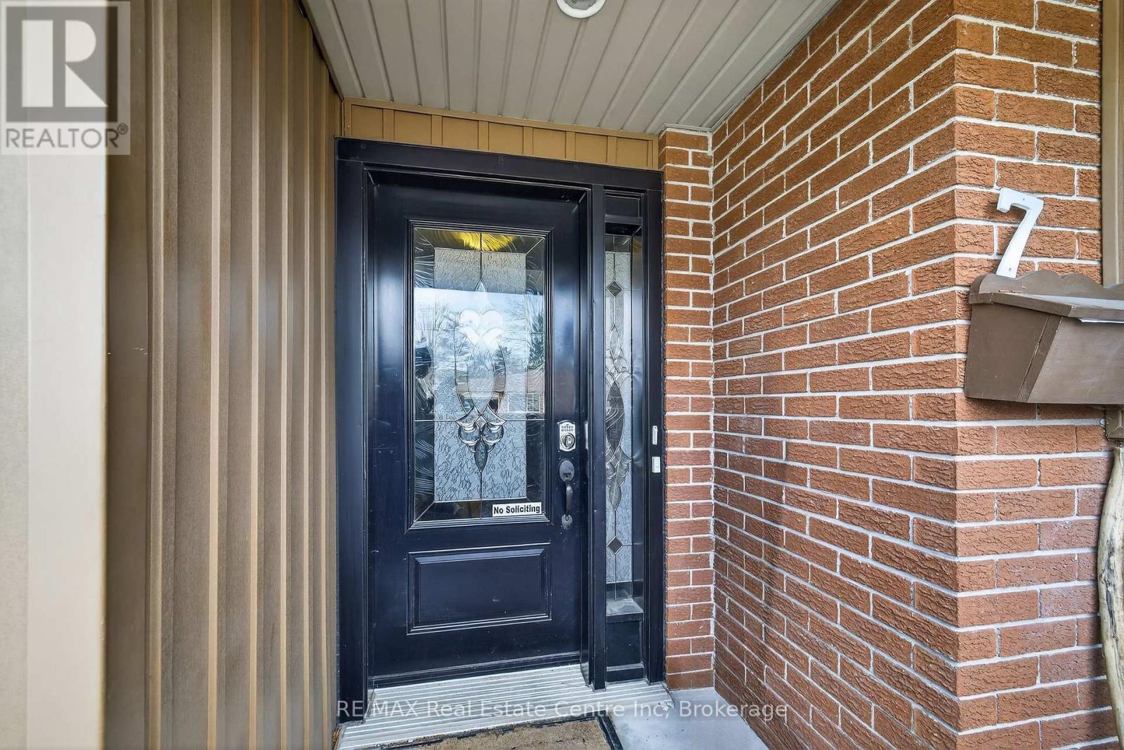 7 Sanderson Drive, Guelph (Willow West/sugarbush/west Acres), Ontario  N1H 6T7 - Photo 5 - X12851228