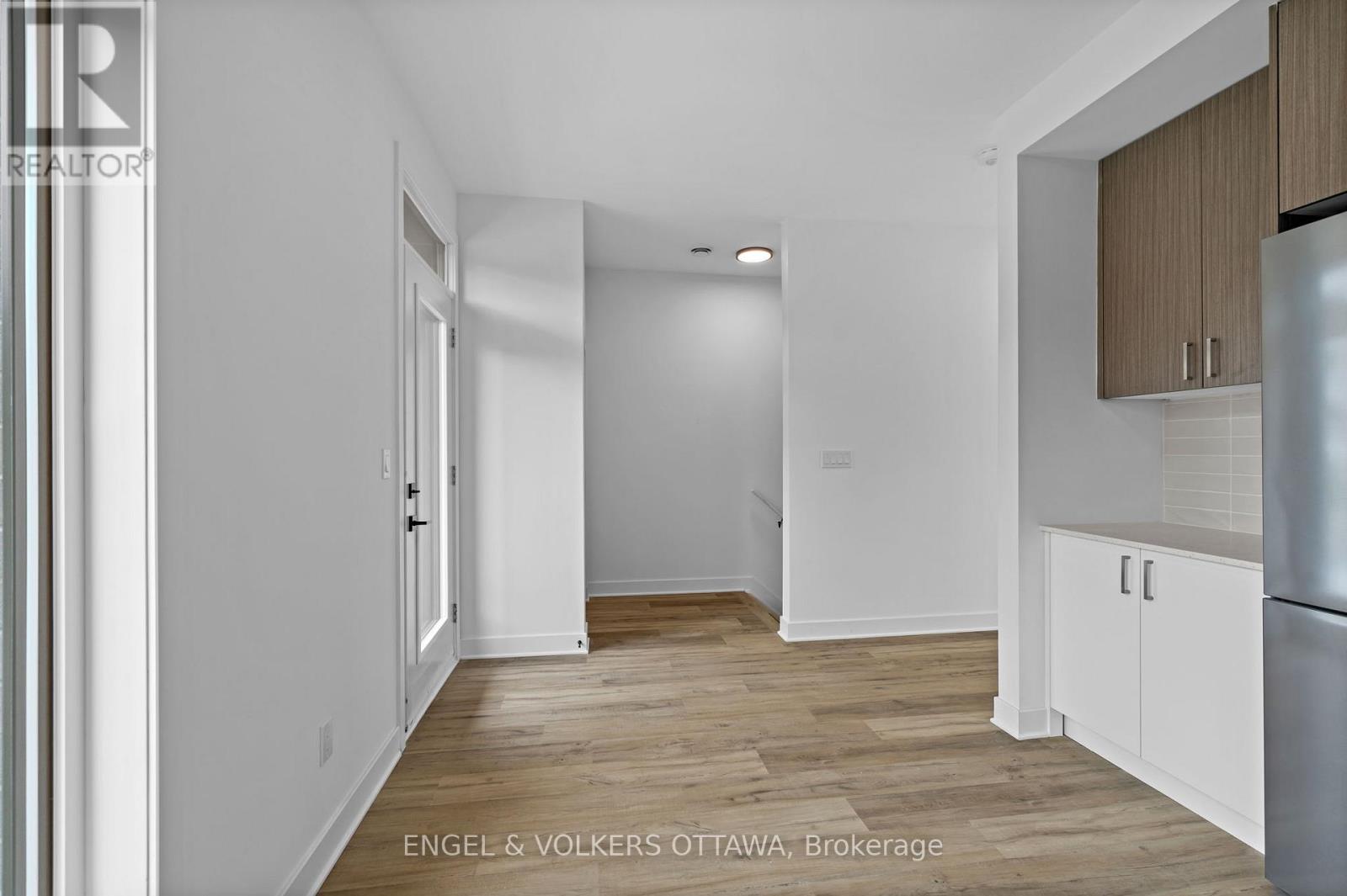 C - 1260 Marenger Street, Ottawa, Ontario  K1C 1S2 - Photo 5 - X12883096