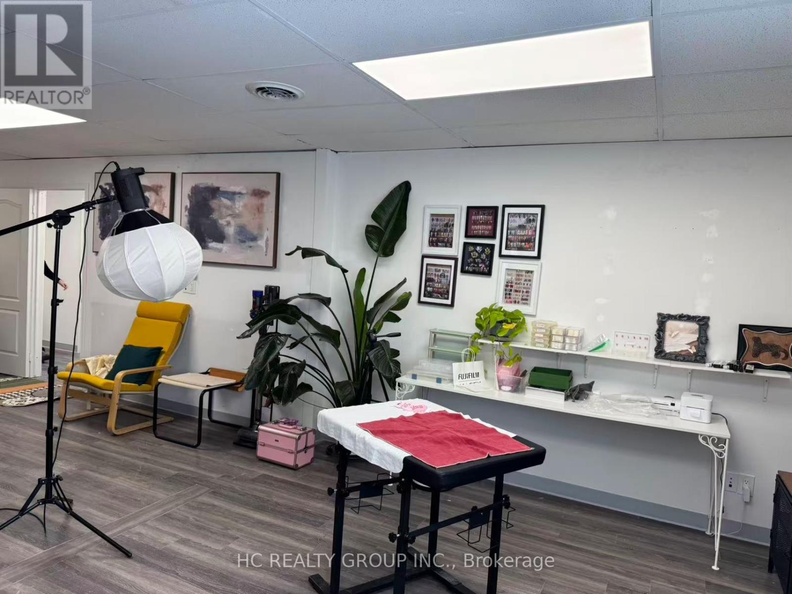 2b - 7027 Yonge Street, Markham, Ontario  L3T 2A5 - Photo 12 - C12883100