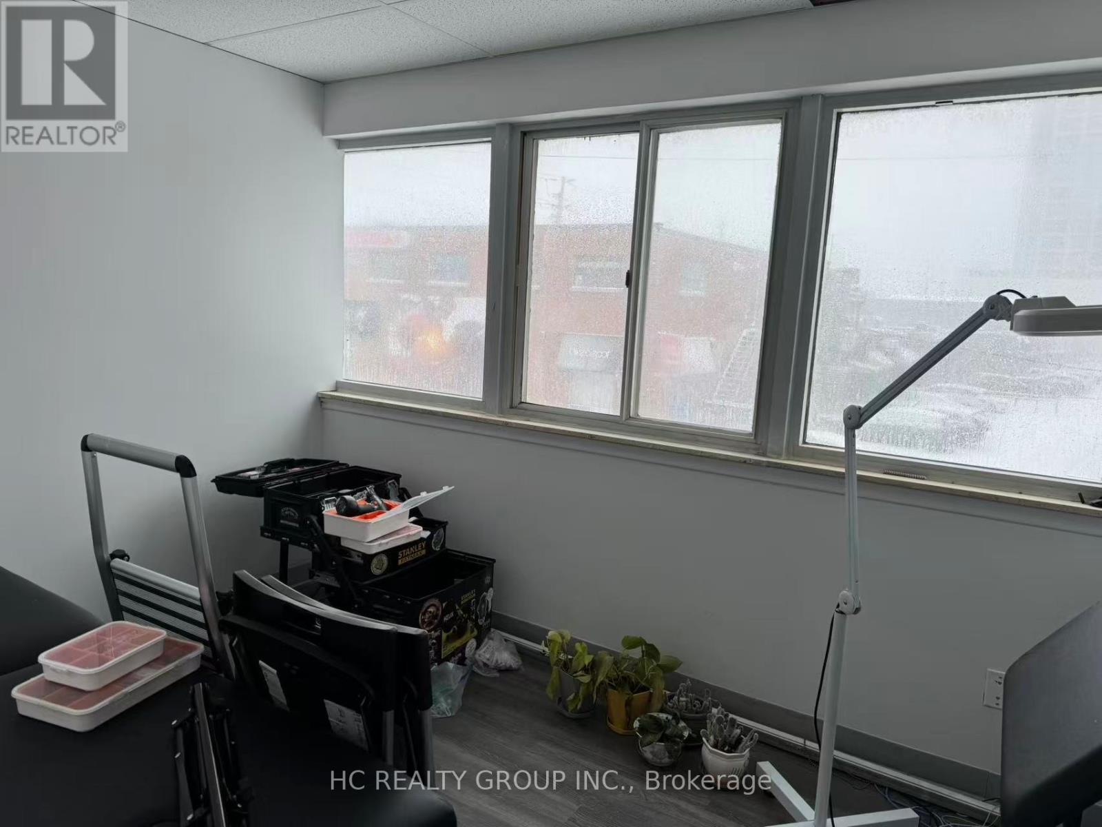 2b - 7027 Yonge Street, Markham, Ontario  L3T 2A5 - Photo 8 - C12883100