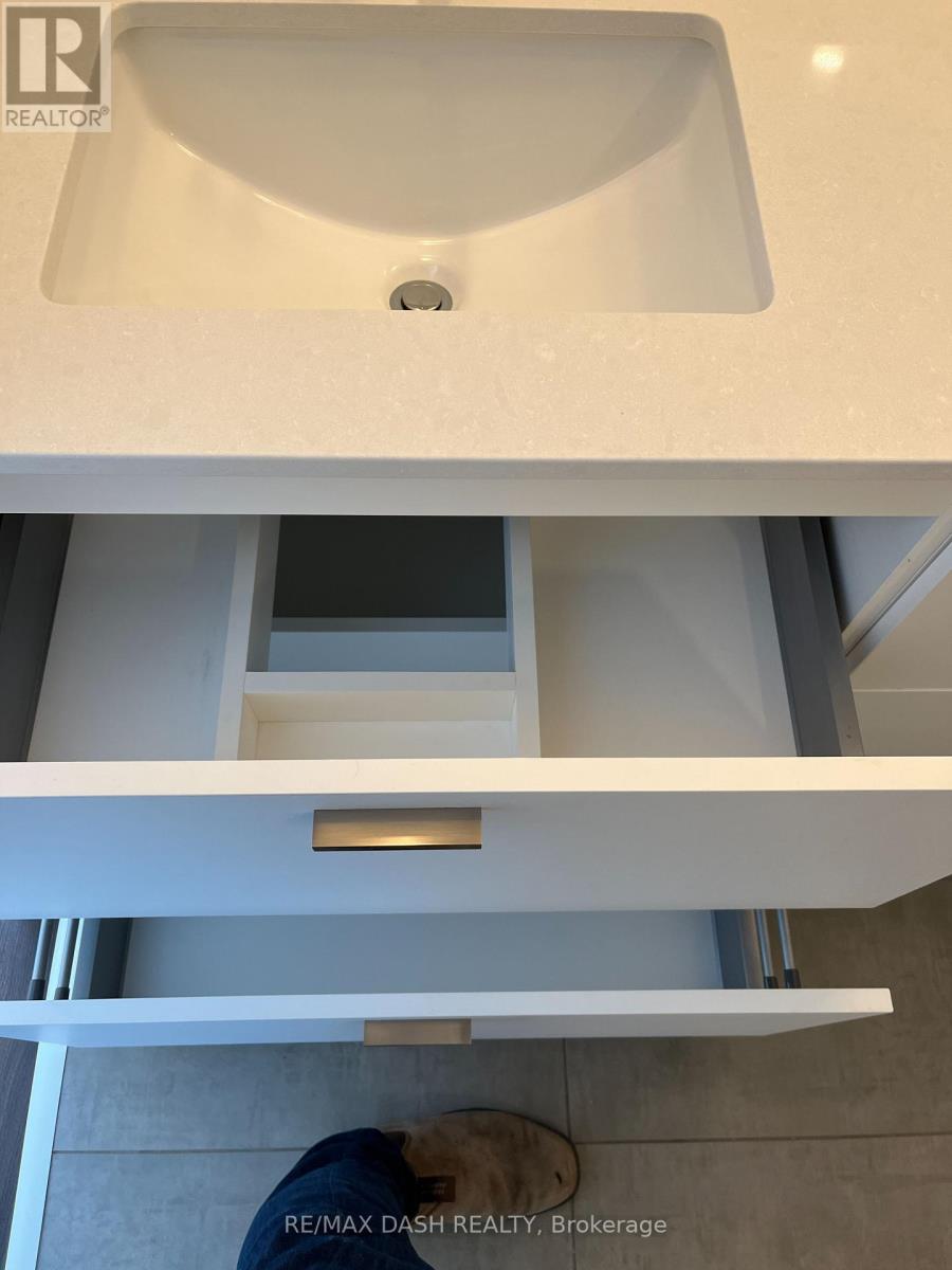 806w - 27 Bathurst Street, Toronto, Ontario M5V 0R1 - Photo 24 - C12883124