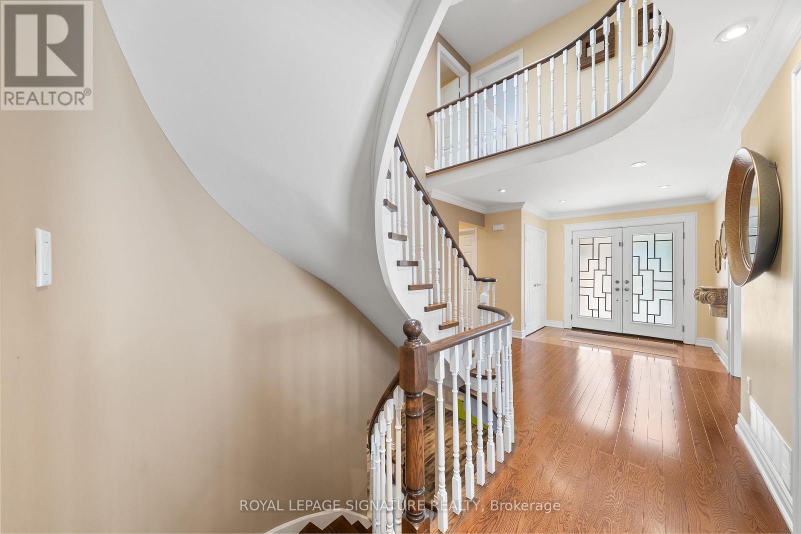 16 Queensgate Court, Markham, Ontario  L3R 8L5 - Photo 14 - N12883092