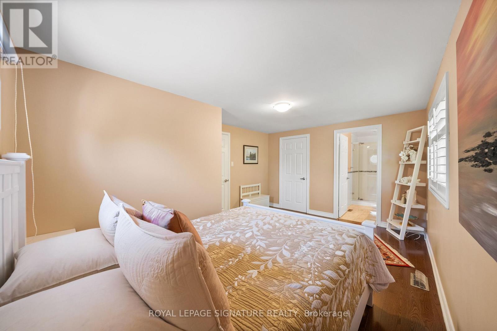 16 Queensgate Court, Markham, Ontario  L3R 8L5 - Photo 20 - N12883092