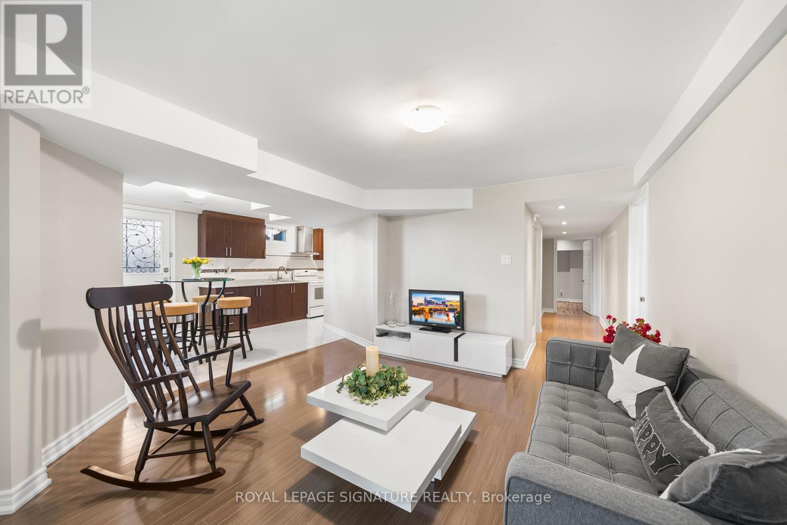 16 Queensgate Court, Markham, Ontario  L3R 8L5 - Photo 28 - N12883092