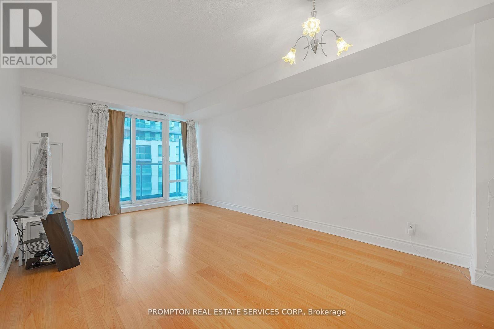 811 - 75 South Town Centre Boulevard, Markham, Ontario  L6G 0B3 - Photo 7 - N12883098