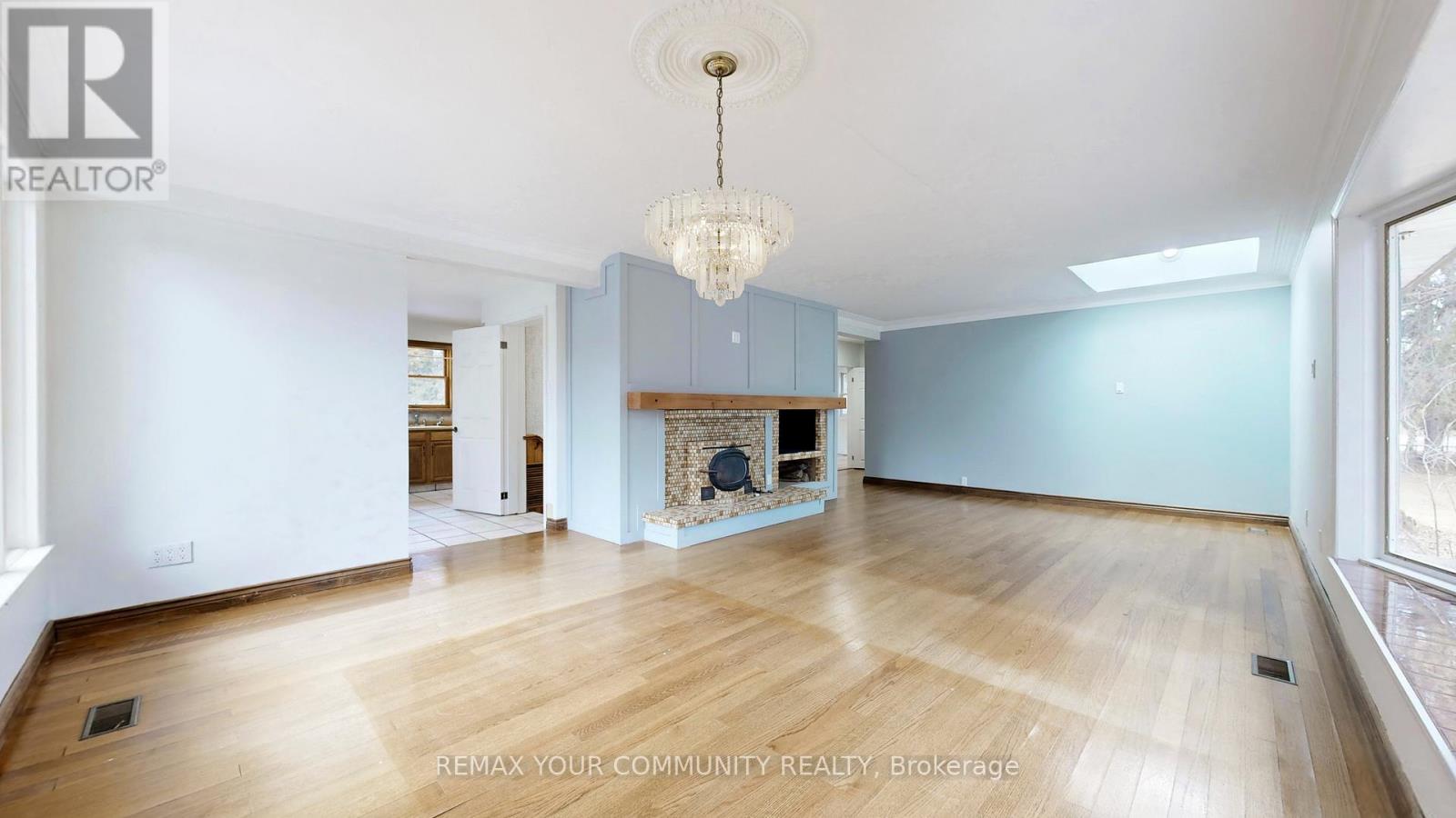 9540 Highway 27, Vaughan, Ontario  L4L 1A7 - Photo 10 - N12883110