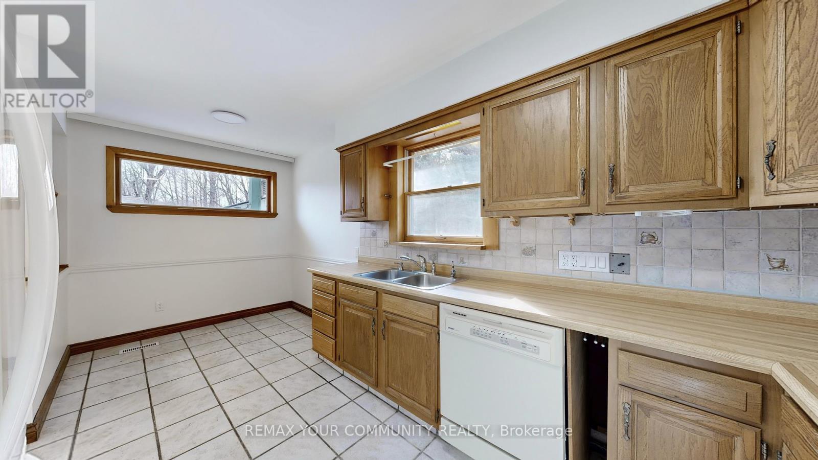 9540 Highway 27, Vaughan, Ontario  L4L 1A7 - Photo 12 - N12883110