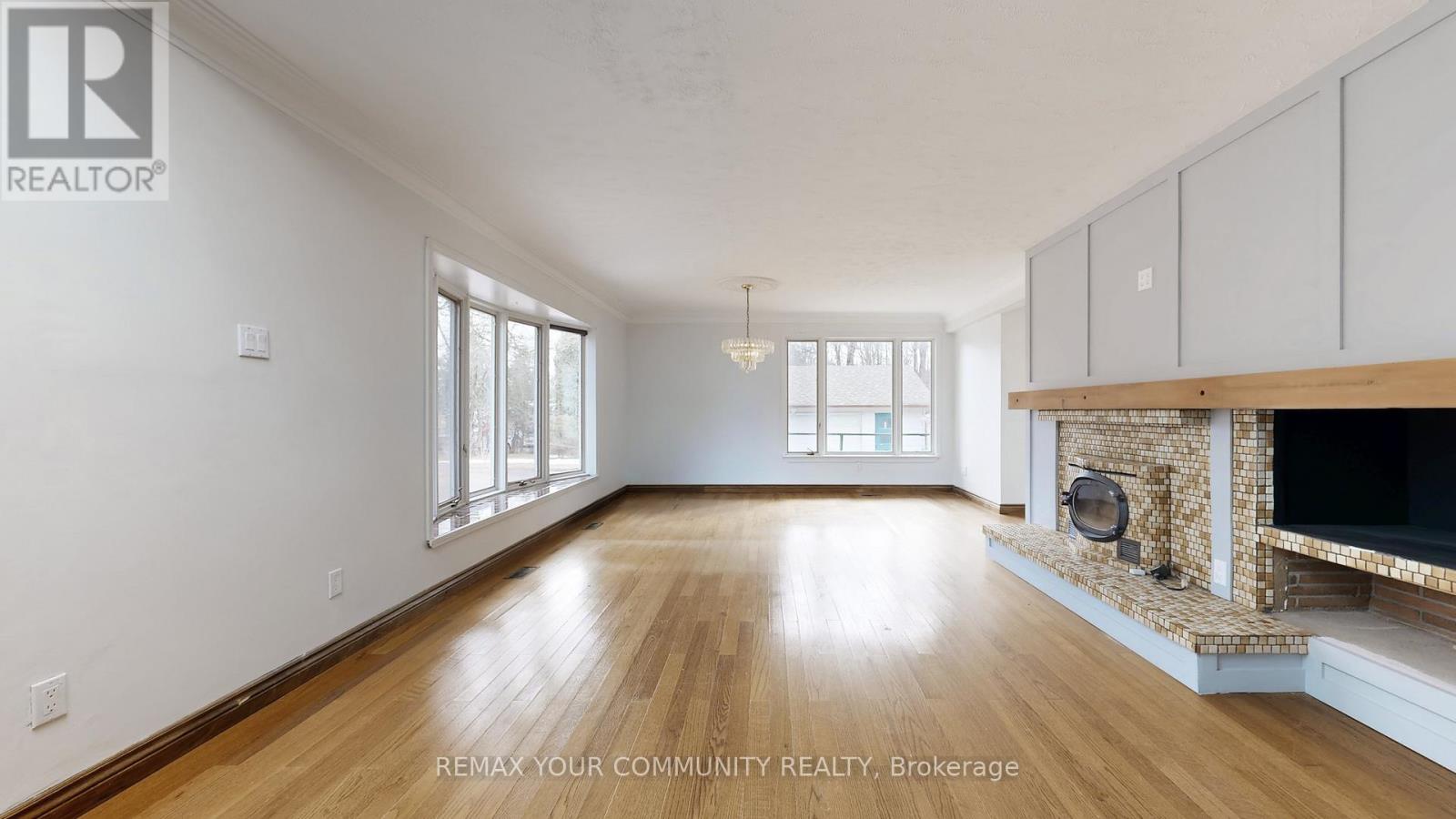 9540 Highway 27, Vaughan, Ontario  L4L 1A7 - Photo 8 - N12883110