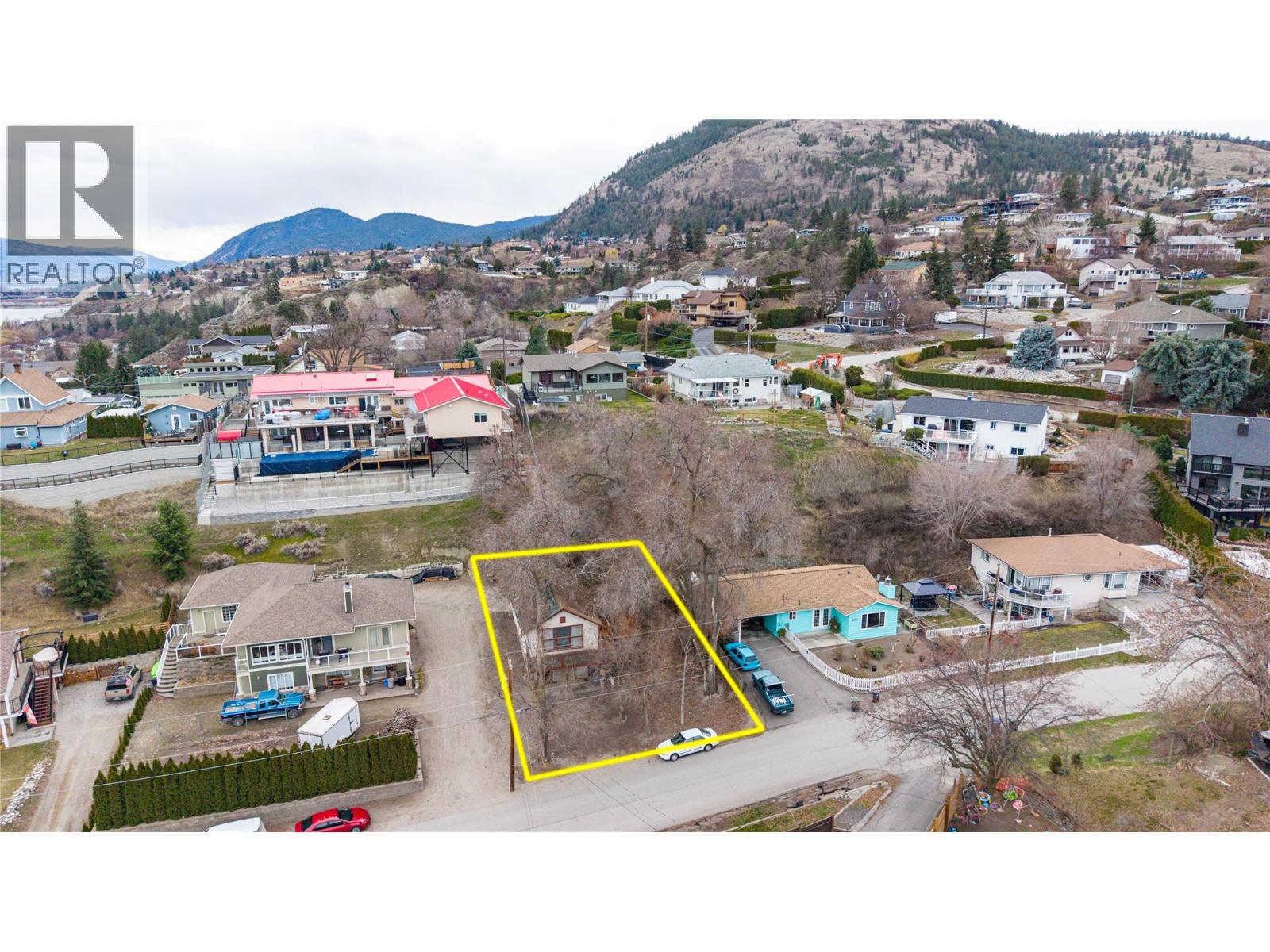 6117 Austin Street, Summerland, British Columbia